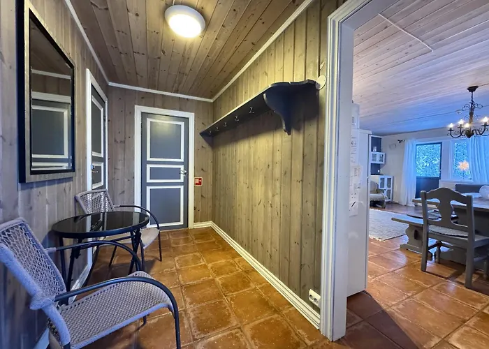 Apartment Spacious Near *